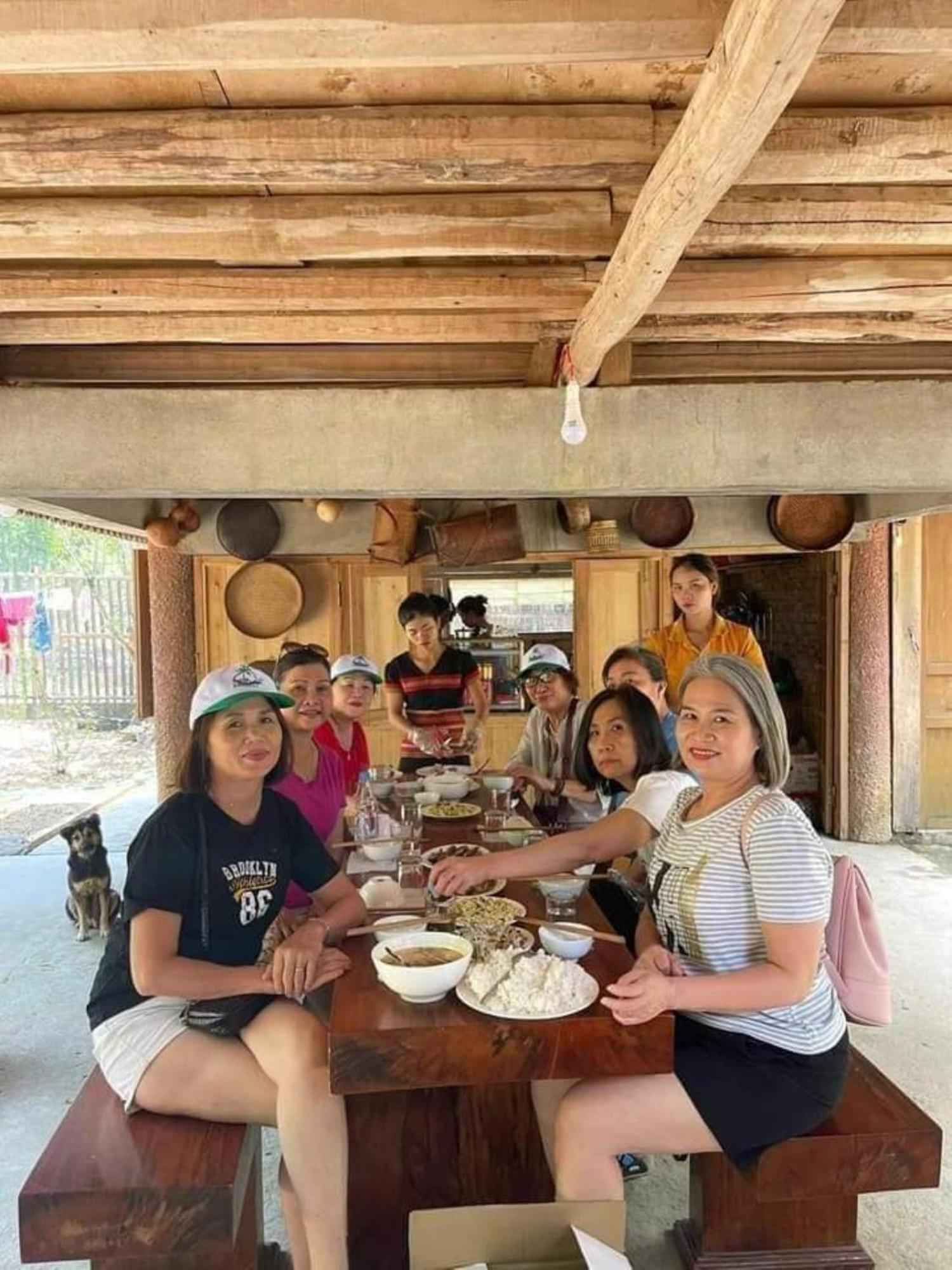 Homestay Ho Son - Thac Anor A Luoi Dış mekan fotoğraf